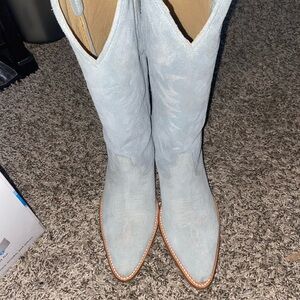 Idyllwind Tan and Light Blue Leather Boots